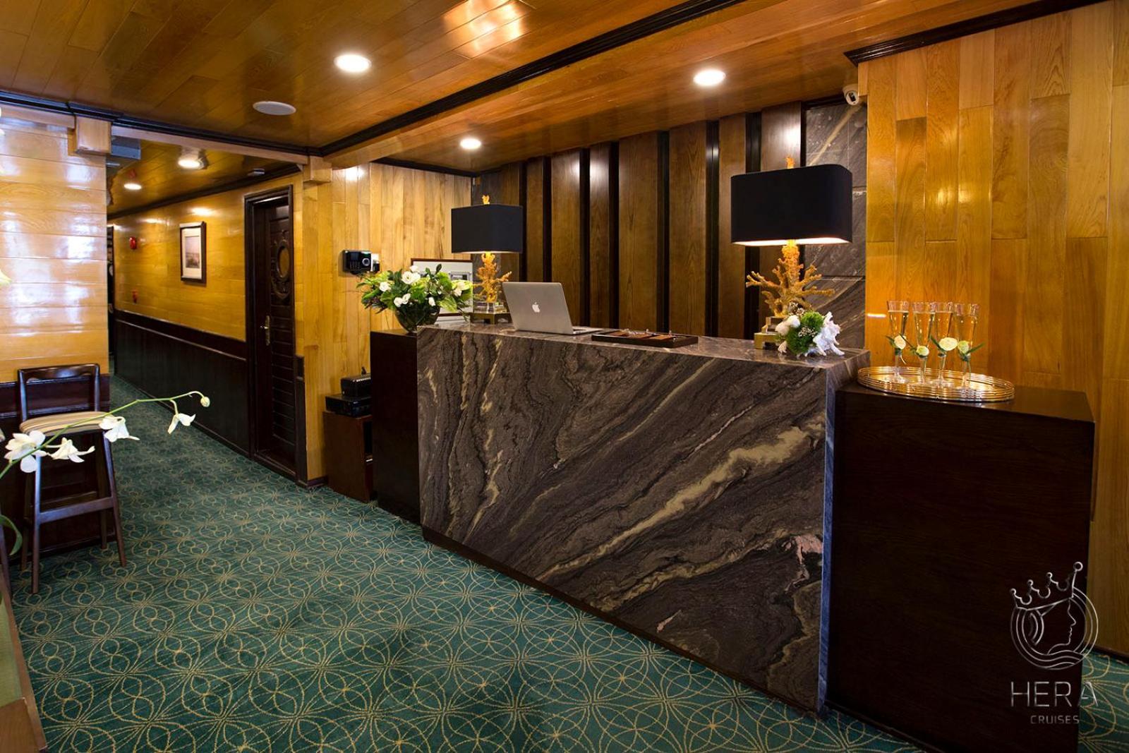 Hera Grand Luxury Cruise Ха Лонг Екстериор снимка